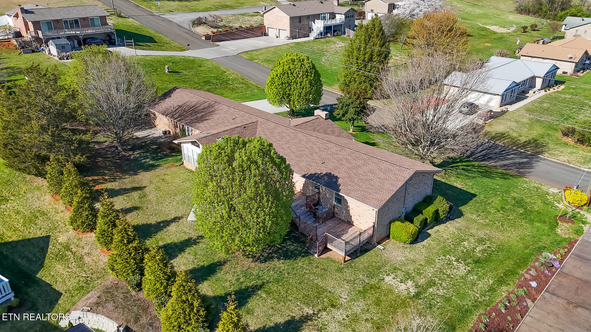 519 Scenic View Drive