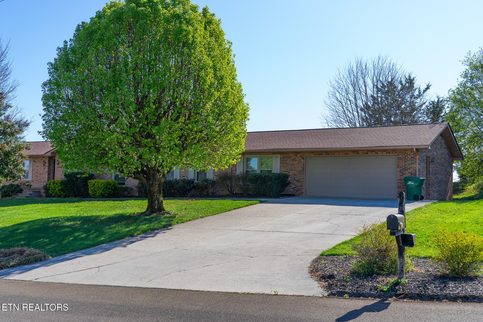 519 Scenic View Drive