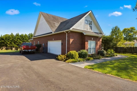 Tiny photo for 622 Pleasant Hill Rd, Maryville, TN 37803 (MLS # 1356077)