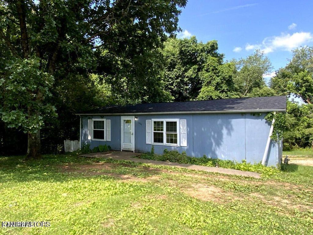 Photo of 1260 Black Jack Rd, Rockwood, TN 37854 (MLS # 1315573)