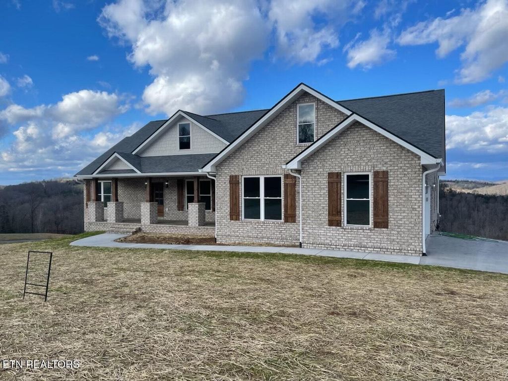 Photo of 261 Cinnabar Drive, New Tazewell, TN 37825 (MLS # 1284364)