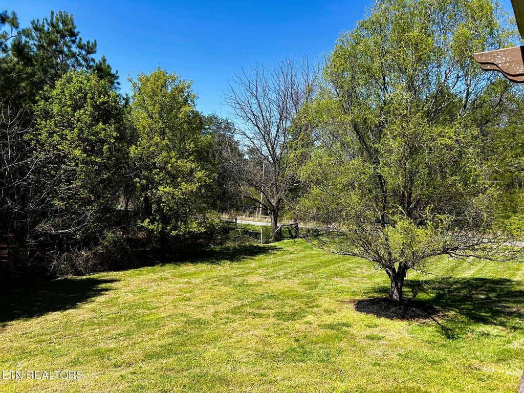 Photo of 210 County Road 790, Etowah, TN 37331 (MLS # 1333394)