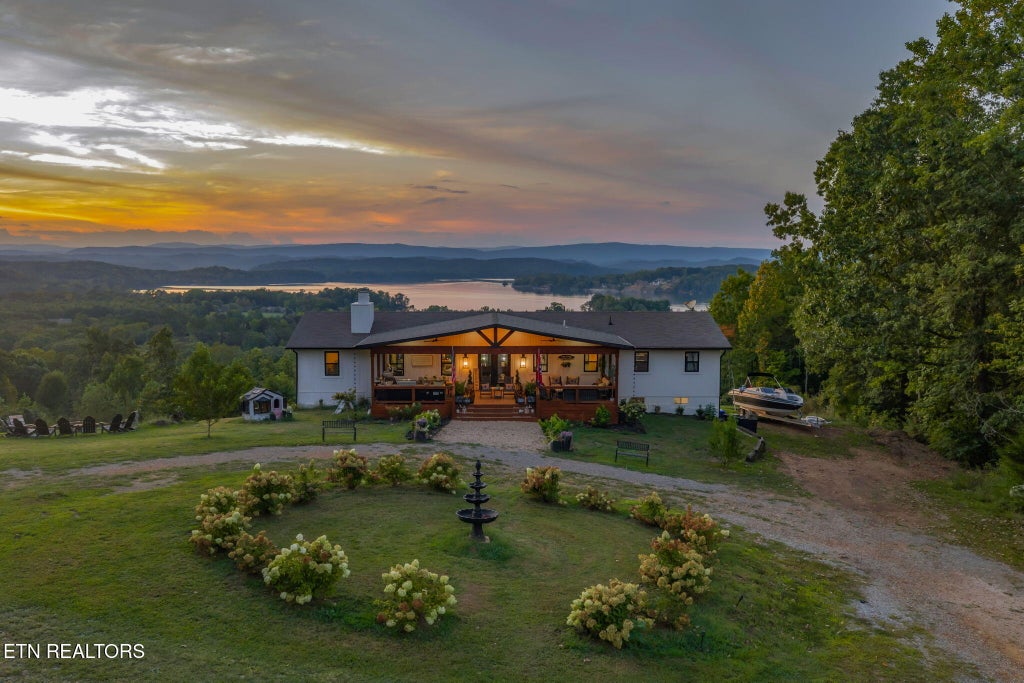 Photo of 340 Honeybee Lane, Kingston, TN 37763 (MLS # 1355107)
