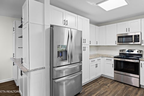 Tiny photo for 451 Timbercreek Drive, Maryville, TN 37803 (MLS # 1359288)