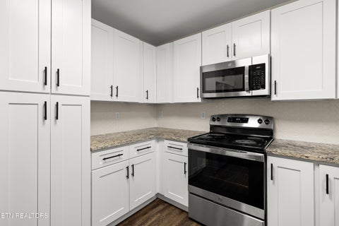 Tiny photo for 451 Timbercreek Drive, Maryville, TN 37803 (MLS # 1359288)