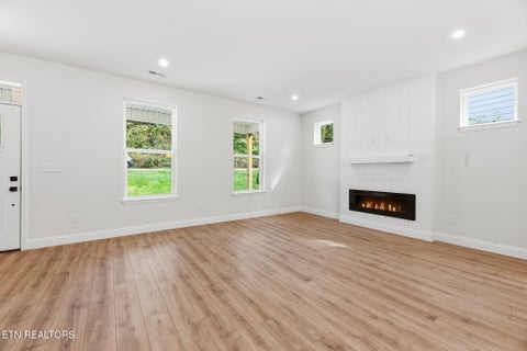 Tiny photo for 3137 Dewine Rd, Knoxville, TN 37921 (MLS # 1359731)