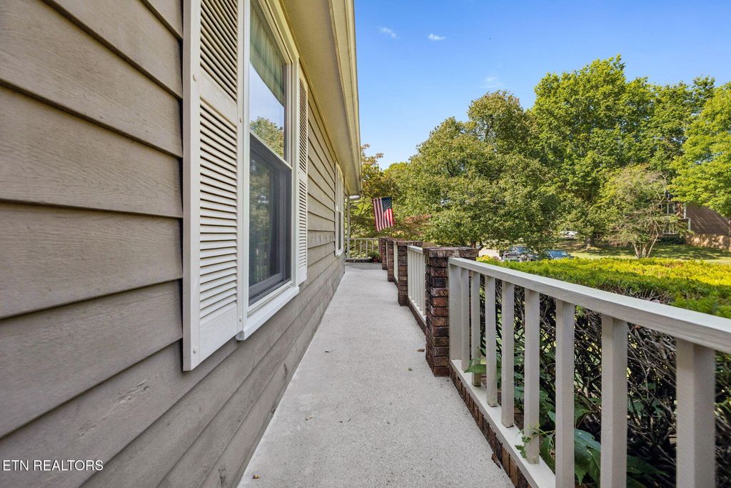 Photo of 11104 Flotilla Drive, Knoxville, TN 37934 (MLS # 1316088)