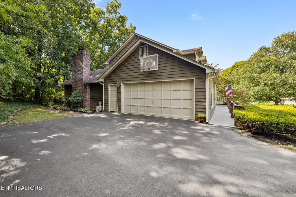 Photo of 11104 Flotilla Drive, Knoxville, TN 37934 (MLS # 1316088)