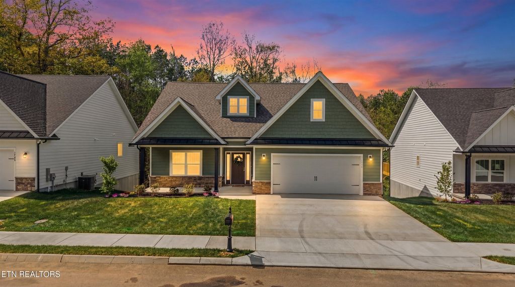 Photo of 1736 Green Meadows Lane, Lenoir City, TN 37771 (MLS # 1335586)