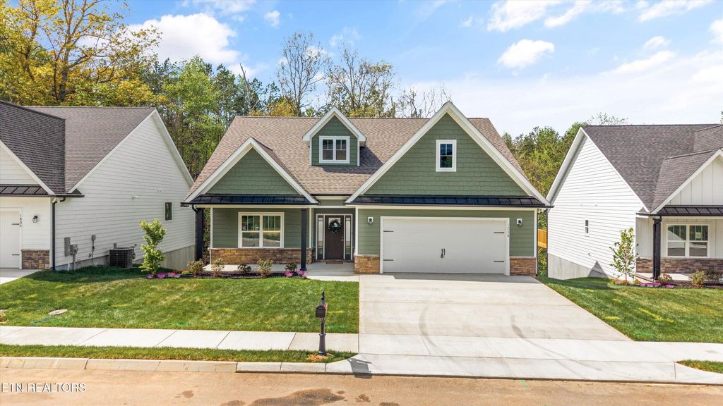 Photo of 1736 Green Meadows Lane, Lenoir City, TN 37771 (MLS # 1335586)