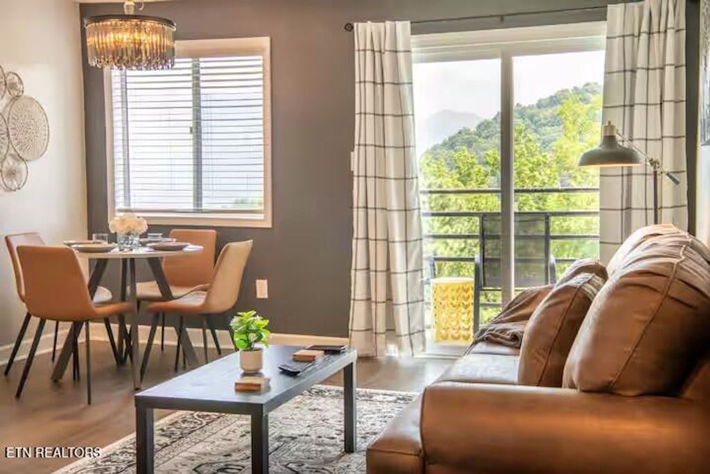 Photo of 1260 Ski View Drive #1205, Gatlinburg, TN 37738 (MLS # 1295034)