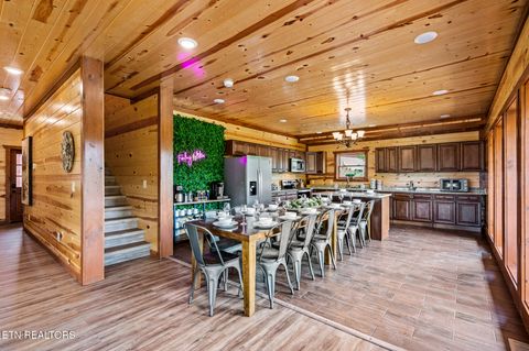 Tiny photo for 3303 Grace Way, Sevierville, TN 37876 (MLS # 1325741)