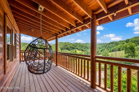 Tiny photo for 3303 Grace Way, Sevierville, TN 37876 (MLS # 1325741)