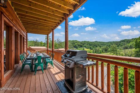 Tiny photo for 3303 Grace Way, Sevierville, TN 37876 (MLS # 1325741)