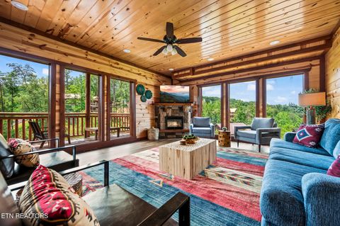 Tiny photo for 3303 Grace Way, Sevierville, TN 37876 (MLS # 1325741)