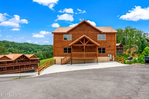 Tiny photo for 3303 Grace Way, Sevierville, TN 37876 (MLS # 1325741)
