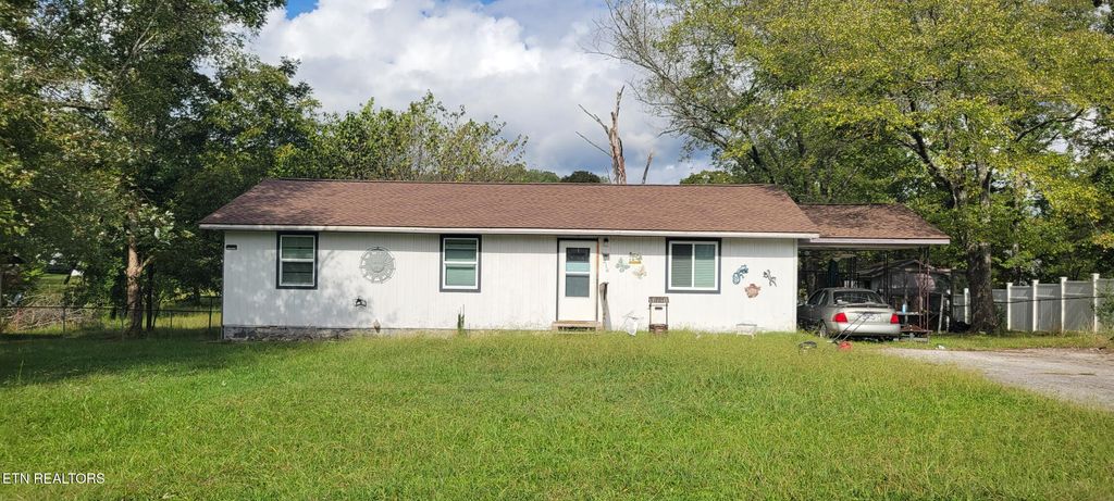 Photo of 216 First St, Rockwood, TN 37854 (MLS # 1316707)