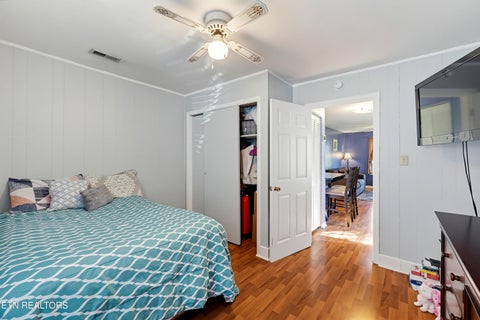 Tiny photo for 404 N 5th St, Maryville, TN 37804 (MLS # 1359844)