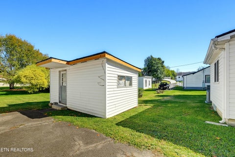 Tiny photo for 404 N 5th St, Maryville, TN 37804 (MLS # 1359844)