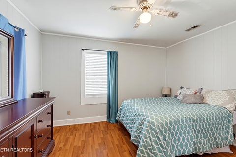 Tiny photo for 404 N 5th St, Maryville, TN 37804 (MLS # 1359844)