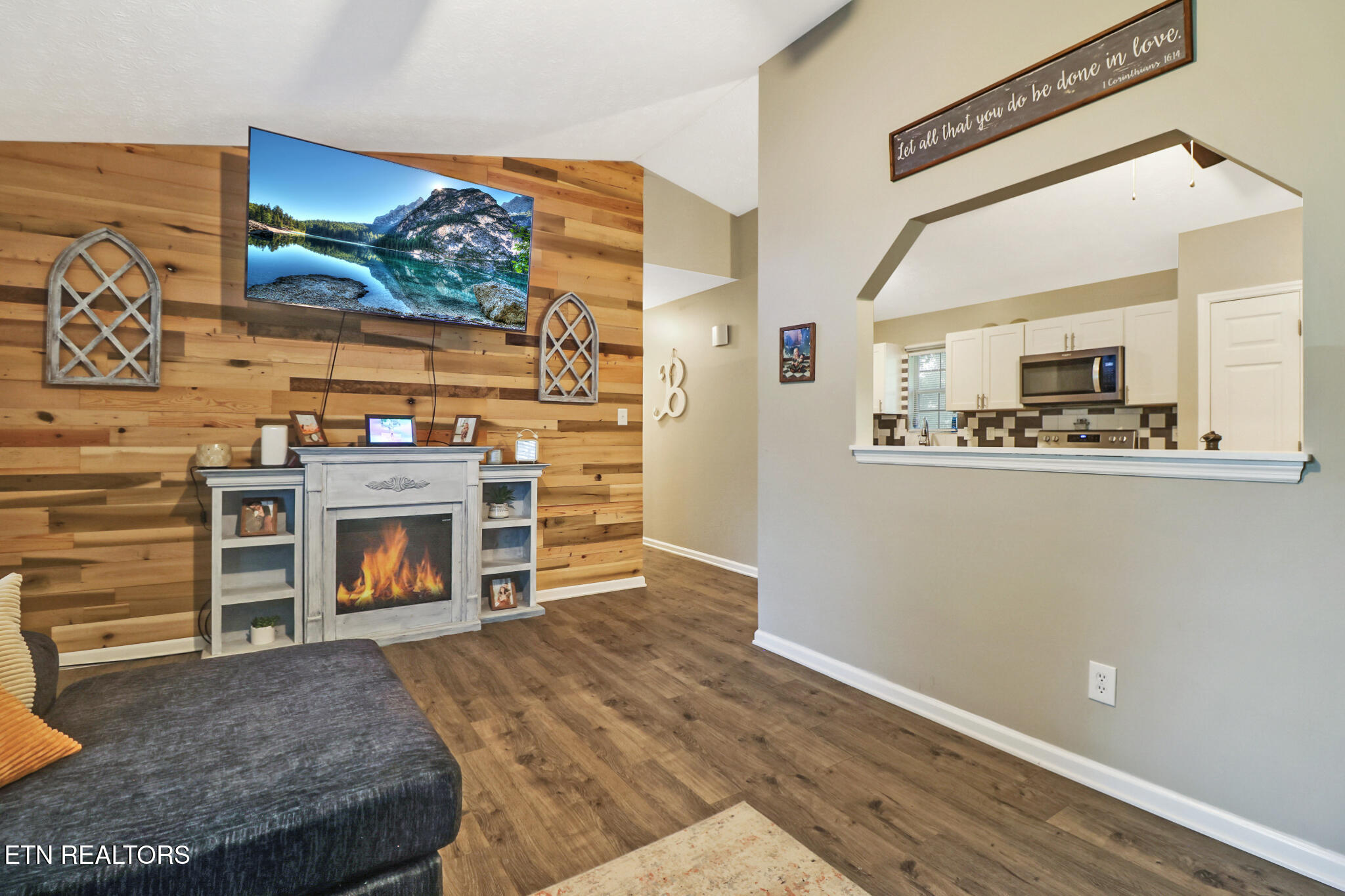 604 Bear Cub Lane