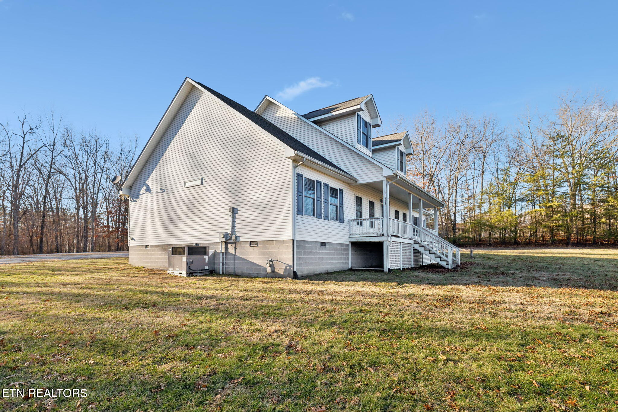238 Laurel Rd