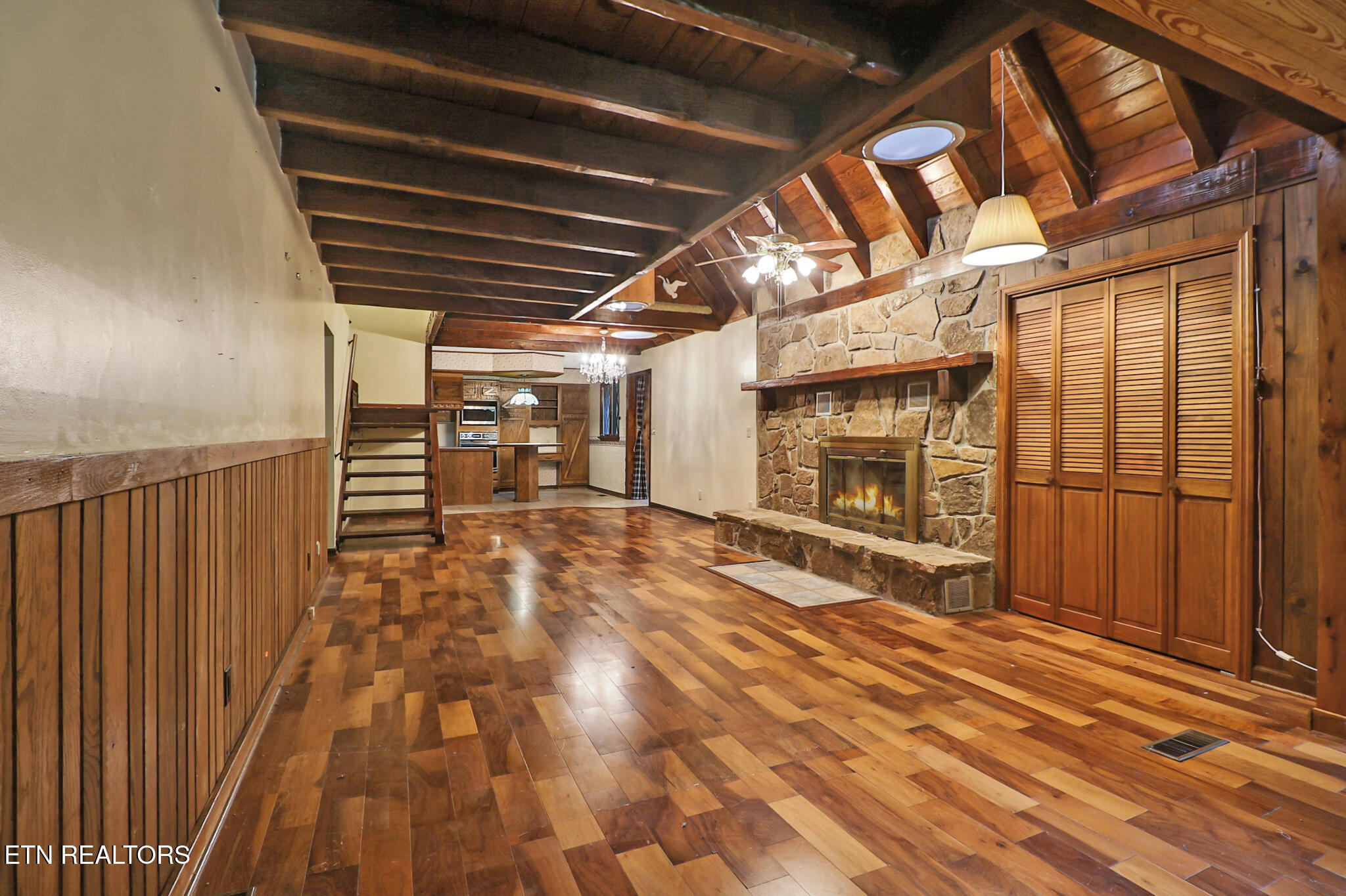 139 Anglewood Drive