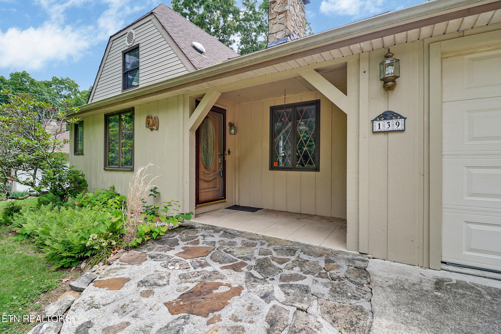 139 Anglewood Drive