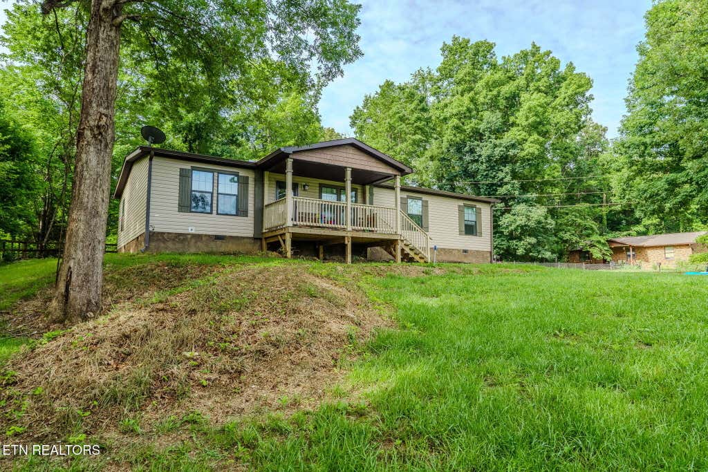 Photo of 938 Mountain View St, Pigeon Forge, TN 37863 (MLS # 1345920)