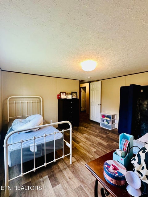 Tiny photo for 1240 Burrville Rd, Sunbright, TN 37872 (MLS # 1346001)