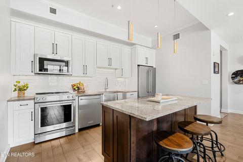 Tiny photo for 115 Willow Ave #401, Knoxville, TN 37915 (MLS # 1329286)