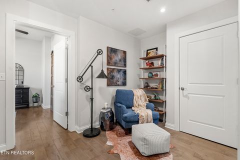 Tiny photo for 115 Willow Ave #401, Knoxville, TN 37915 (MLS # 1329286)