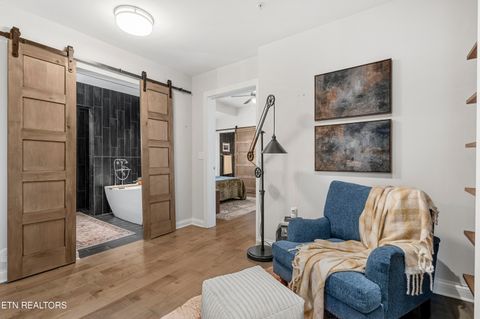 Tiny photo for 115 Willow Ave #401, Knoxville, TN 37915 (MLS # 1329286)