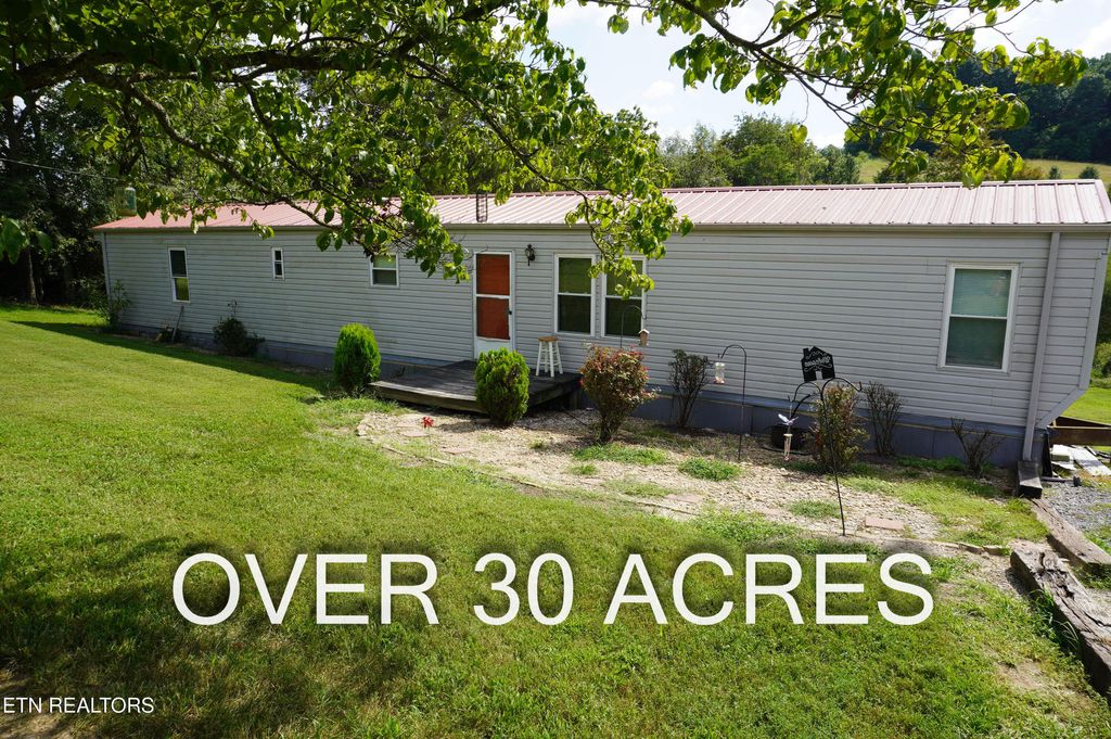 Photo of 28402830 Robinson Creek Rd, Morristown, TN 37813 (MLS # 1310884)