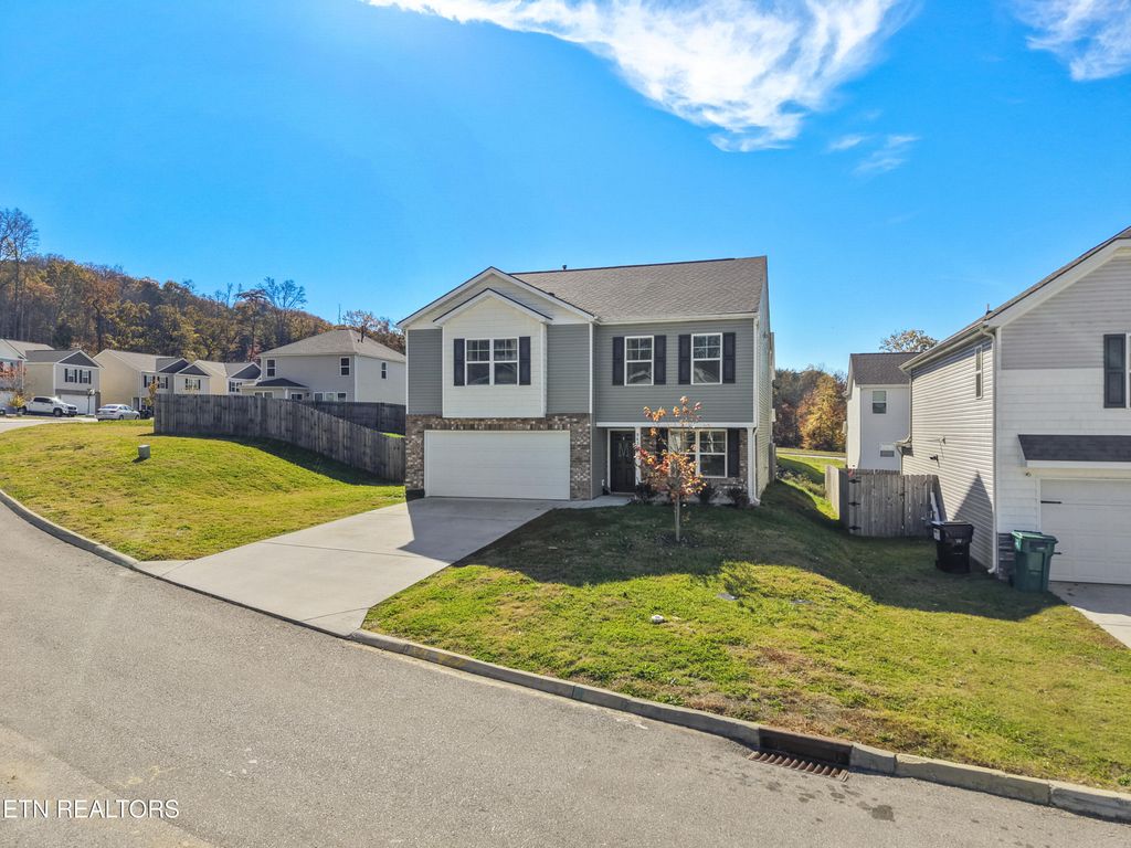 Photo of 9435 Avian Forest Lane, Heiskell, TN 37754 (MLS # 1321567)