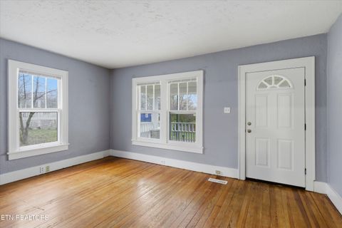 Tiny photo for 5301 Ross Rd, Knoxville, TN 37914 (MLS # 1332114)