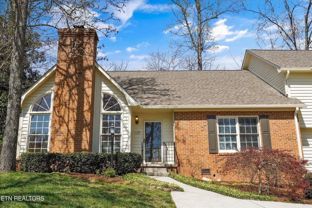 Photo of 1129 Greywood Drive, Knoxville, TN 37923 (MLS # 1335402)