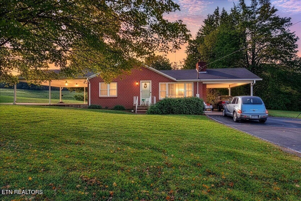Photo of 354 County Road 516, Englewood, TN 37329 (MLS # 1358954)