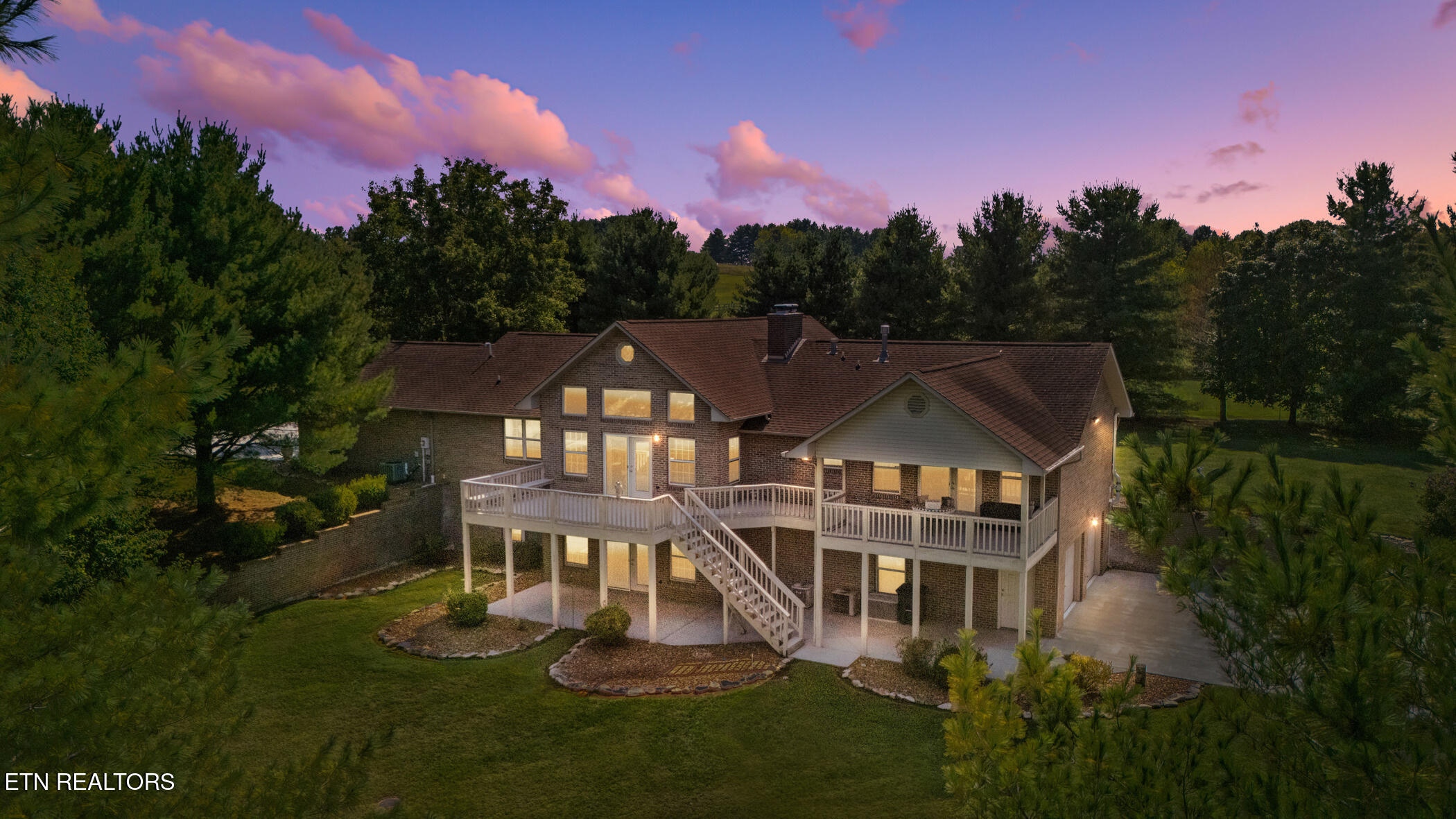 1474 Broadview Circle
