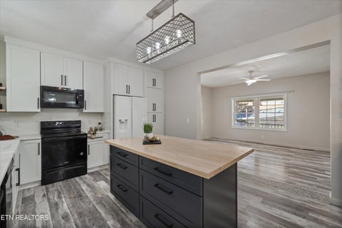 Tiny photo for 168 Kawga Way, Loudon, TN 37774 (MLS # 1359665)