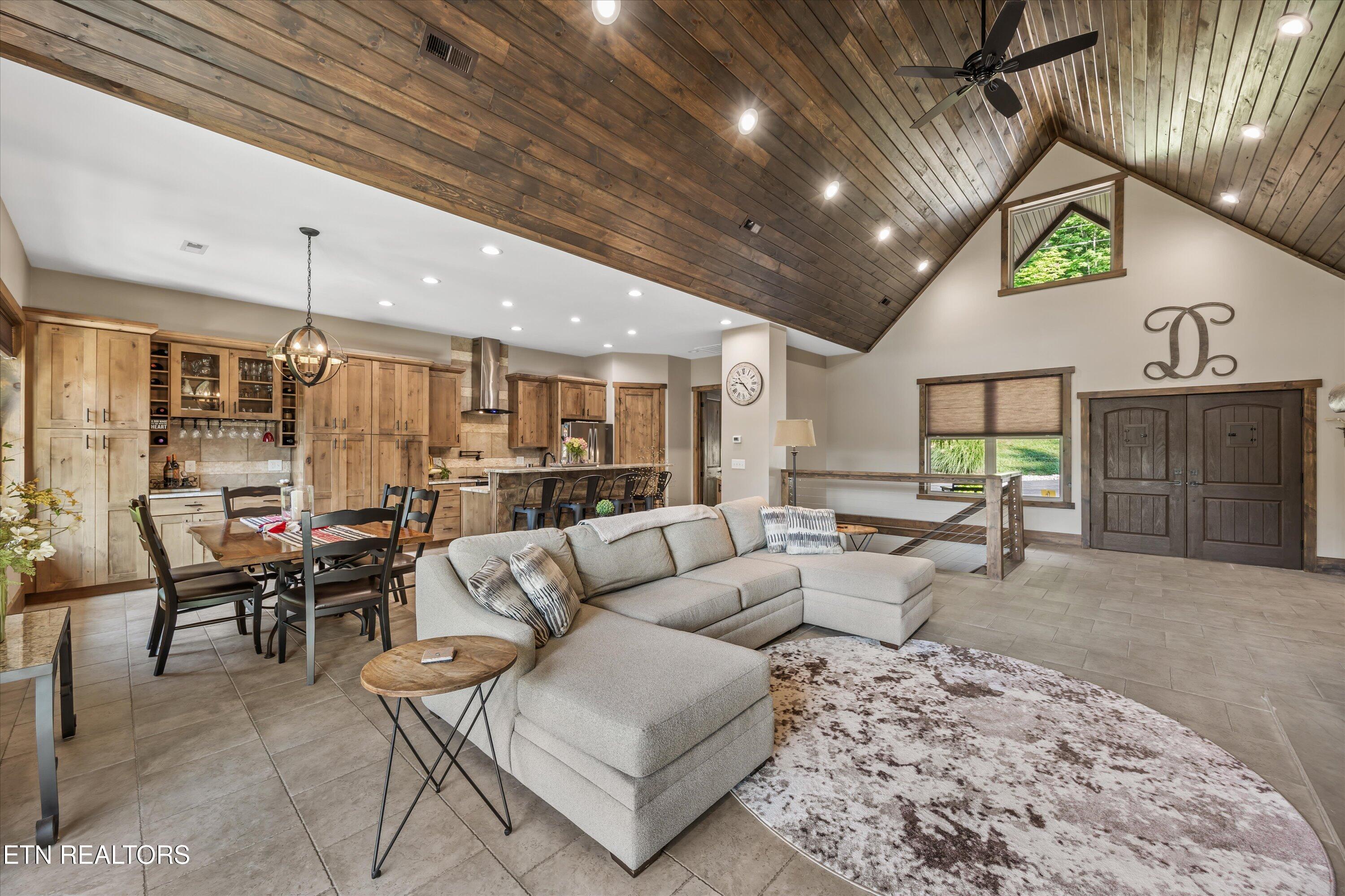 635 Norris Shores Drive