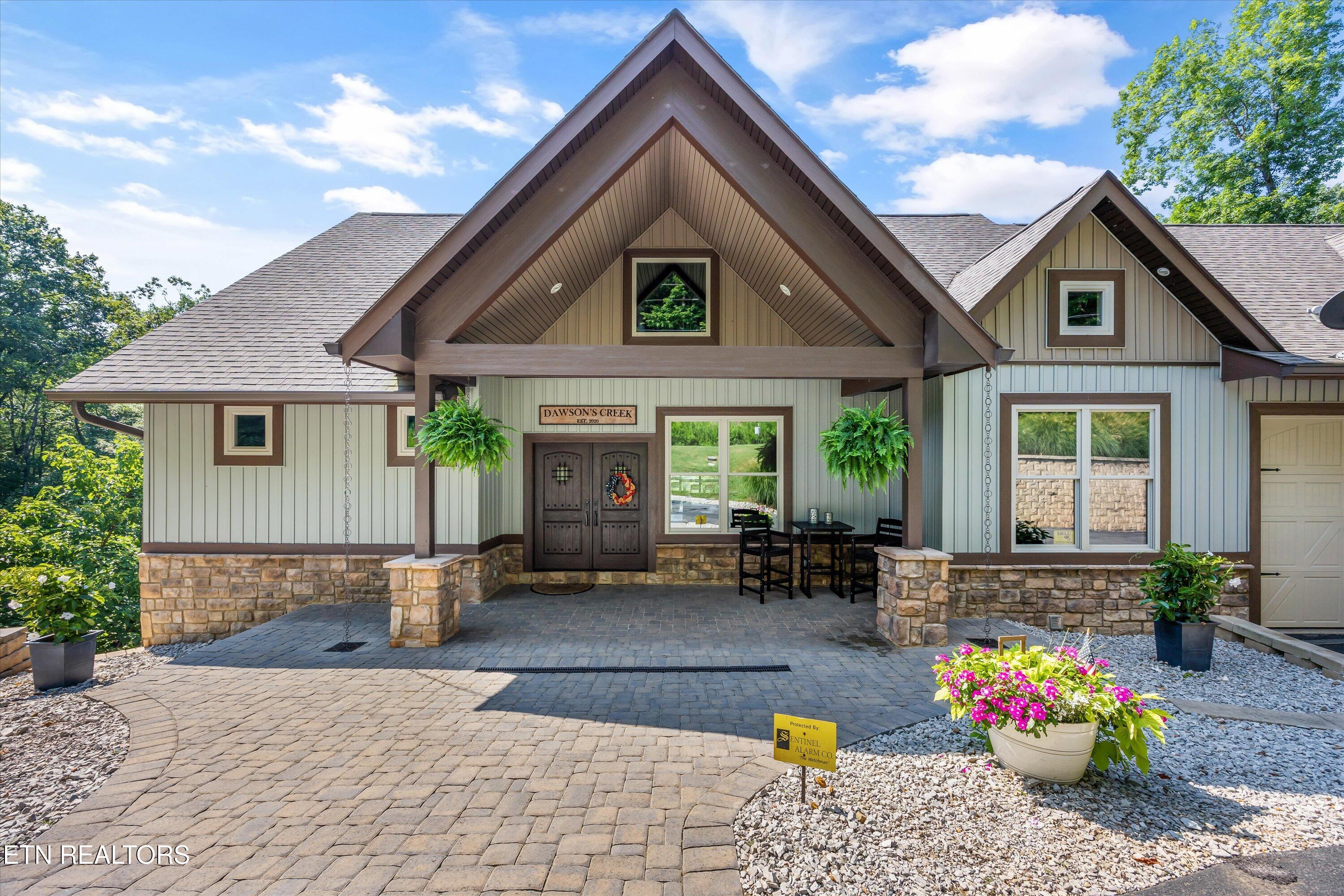 635 Norris Shores Drive
