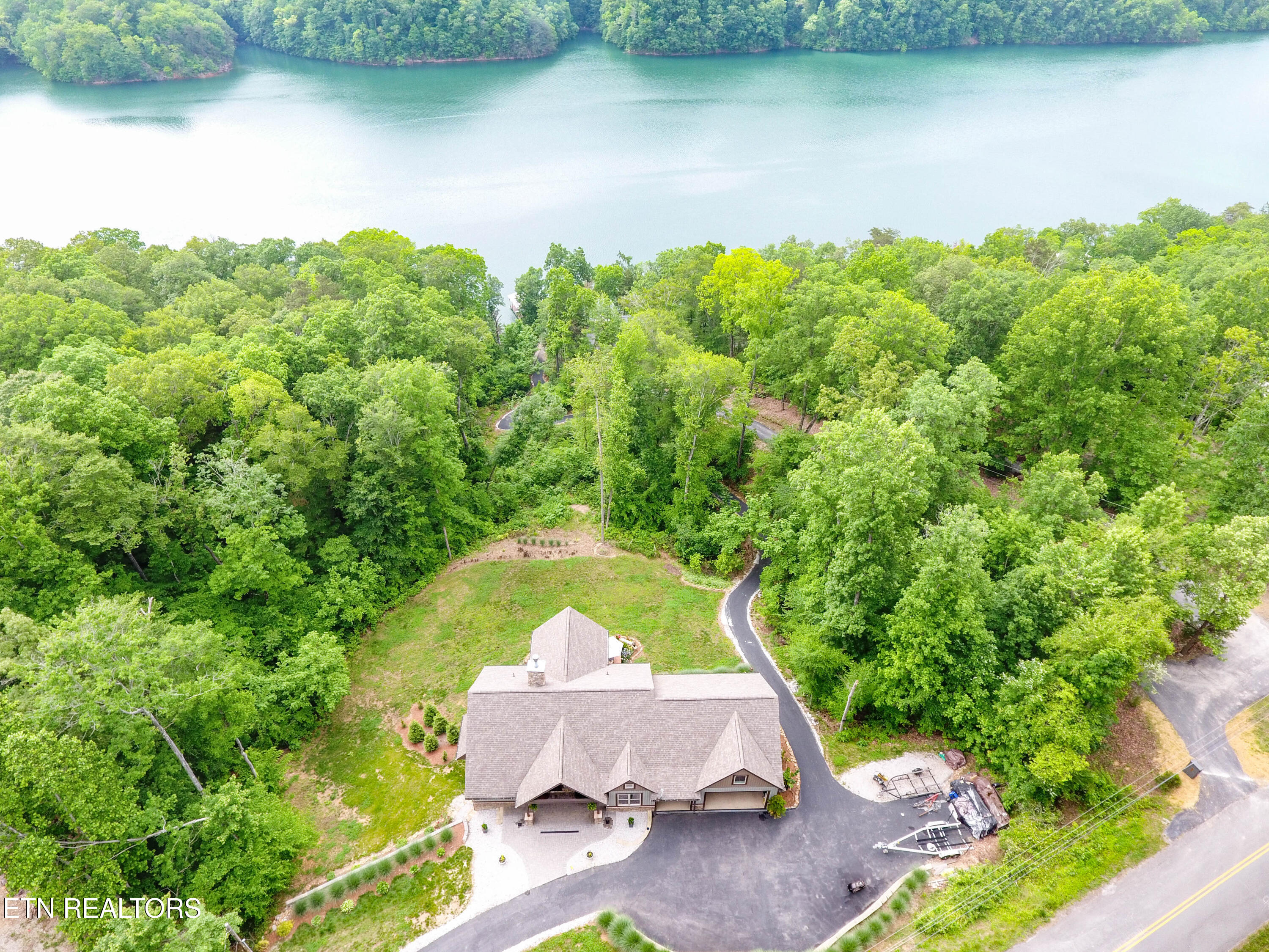 635 Norris Shores Drive