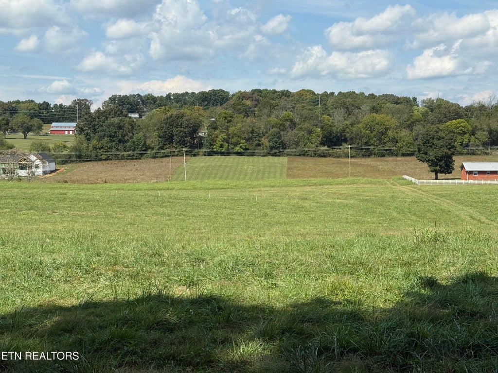 Photo of 21804 Martel Rd, Lenoir City, TN 37772 (MLS # 1357909)