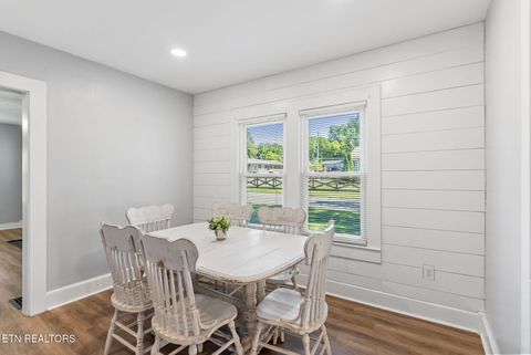 Tiny photo for 300 Hillcrest St, Clinton, TN 37716 (MLS # 1340459)