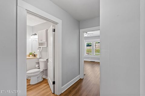 Tiny photo for 300 Hillcrest St, Clinton, TN 37716 (MLS # 1340459)