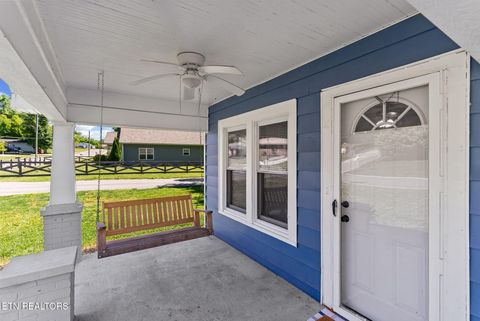 Tiny photo for 300 Hillcrest St, Clinton, TN 37716 (MLS # 1340459)