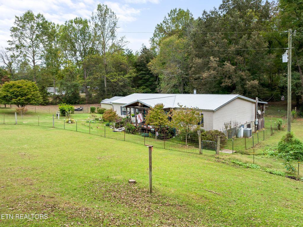 Photo of 2839 New Blockhouse Rd, Maryville, TN 37803 (MLS # 1318325)