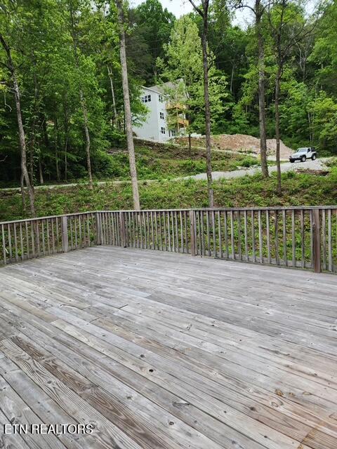 176 Flat Hollow Marina Rd
