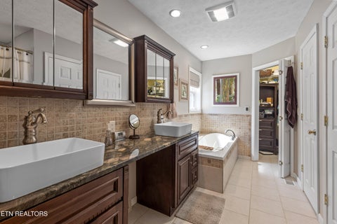 Tiny photo for 122 Eagle Point Drive, Rockwood, TN 37854 (MLS # 1356242)